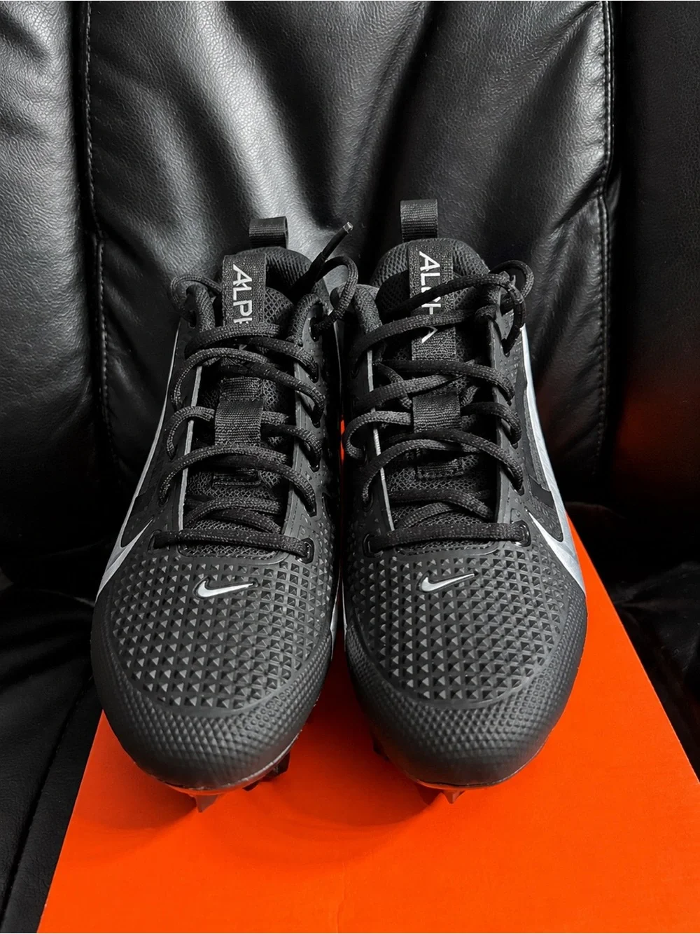 Nike Men's Alpha Menace 4 Varsity Lace Up Football Cleats Blk/Gry  Sz: 7.5 New